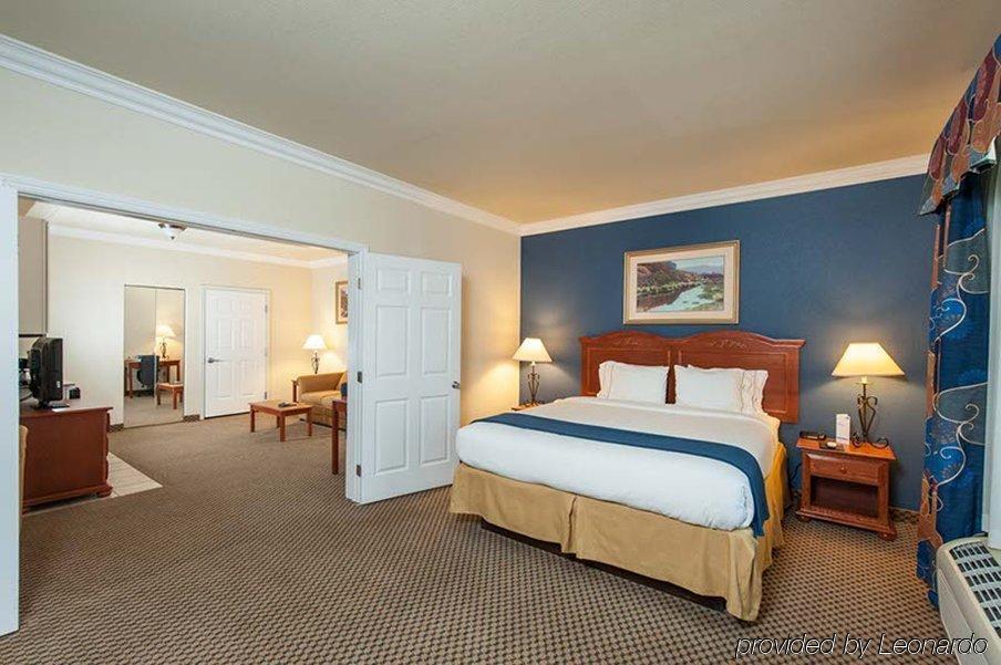 Holiday Inn Express Hotel & Suites - Paso Robles By Ihg Luaran gambar